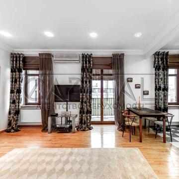 Оренда / Квартира / 109 м2 / вул. Євгена Чикаленка 25 / Печерський р-н