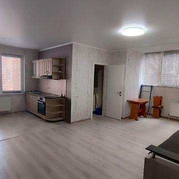 Сдам 1 комнатную квартиру Небесной сотни  2 этаж