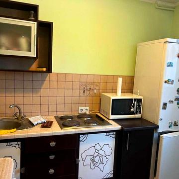 Проспект Тичини,6. Квартира з ремонтом!