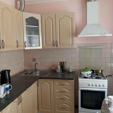 Бульвар Лесі Українки, 12, тепла та затишна квартира з ремонтом.