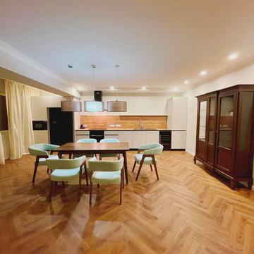 Нижній Вал вул., 27-29