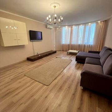 Оренда елітної 2 кім. кв. метро Печерська