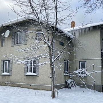 Житловий будинок поблизу м. Стрий та м. Моршин