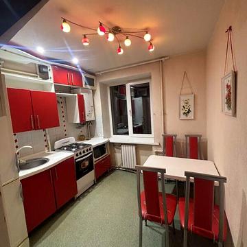 Довгострокова оренда 2к Квартира Альпійський провулок