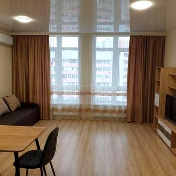 Олени Пчілки вул., 7