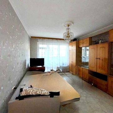 Продам 3-комнатную квартиру в спецпроекте на Бугаёвской