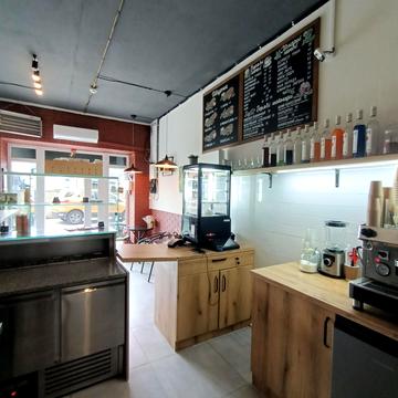 Пасічна вул., (Будинок 1)