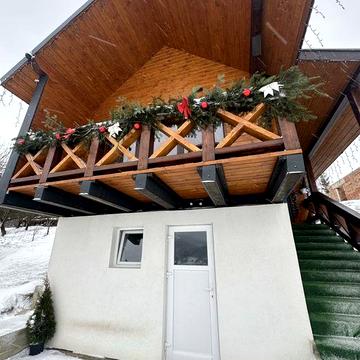 Котедж  в карпатах з власним чан-джакузі