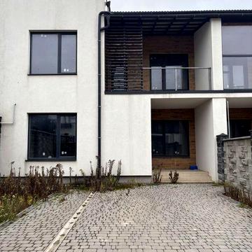 Продаж котеджа по ціні квартири