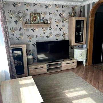 Продам 3 квартиру с ремонтом, старый центр, метро Левада