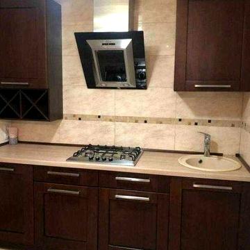 Продам 2 кімнатну квартиру з ремонтом.