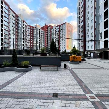 Продаж двох рівневої, двох кімнатної квартири з ремонтом Княгинин ЖК Княгинин