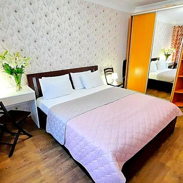 Белая беседка - квартира с видом от Alex Apartments