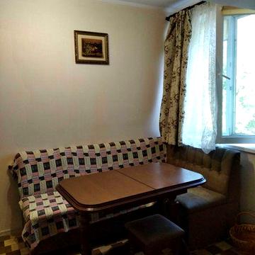 Затишна двокімнатна квартира на березі річки