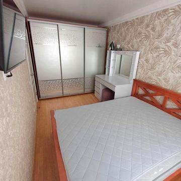 Долгосрочная аренда 3х кв. Центр Космоса. СЕМЬЕ..