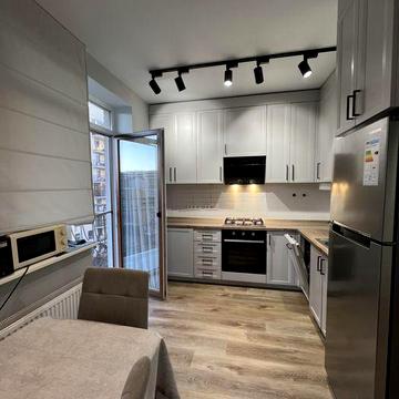 2Кк з ремонтом,ЖК Річ Таун,Газове опалення,Без комісії%