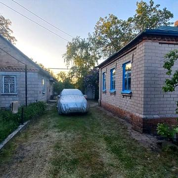 Дом, 46 м. кв. Подгороднее, жилое состояние. ГАЗ. Участок 19 соток.