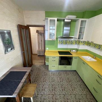 Продам  2 комнатную квартиру в ЖК Радужный ЖК Радужный