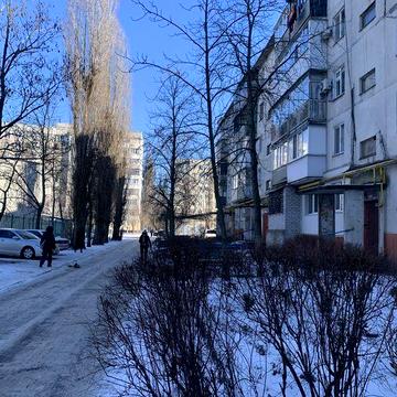 Продам 3-кімн.кв. із окремими кімнатами по Миру, біля Маркетопту