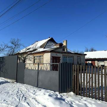 Продам дім в с. Костянтинівка.