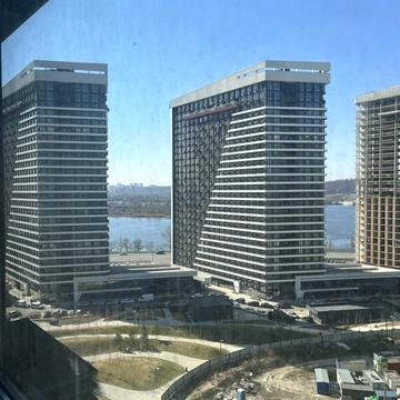 Причальна вул., (Будинок 10)