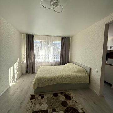 Світло не вимикають! Здам 1 кімнатну квартиру в центрі міста.