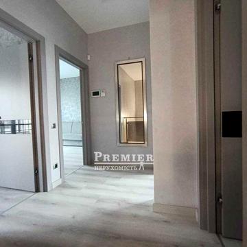 Таунхаус 138 м² с ремонтом, закрытая территория, свой участок