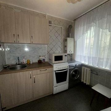 Срочно продам 1-комнатную квартиру !