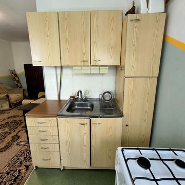 Депутатська вул., 25