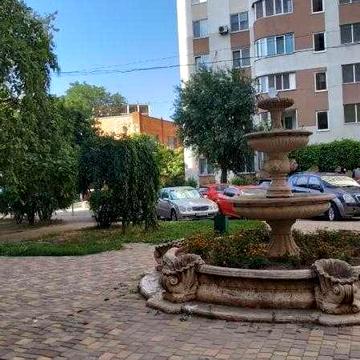 Сданный новострой с ремонтом и мебелью в ЖМ "Радужный"