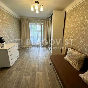 Продаж 3 к кв Тичини