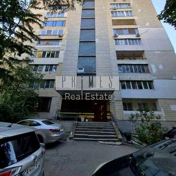 Продаж 3к квартири з гаражем, центр, вул. Олеся Гончара, 41А