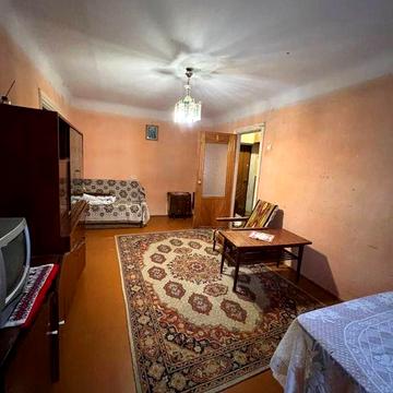 Здається 2к (прохідна ) вул Бельведерська 58