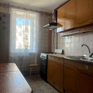 3-кімнатна квартир, район - Митниця, річпорт.