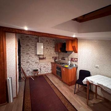 Продається 2к квартира вул Целевича 34 Жк Різдвяний