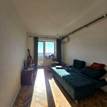 Продам 3-комнатную квартиру  левый берег  9мкр.