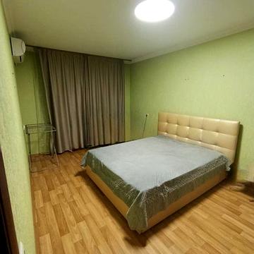 Оренда однокімнатноі квартири по вулиці Ярослава Мудрого Центр міста