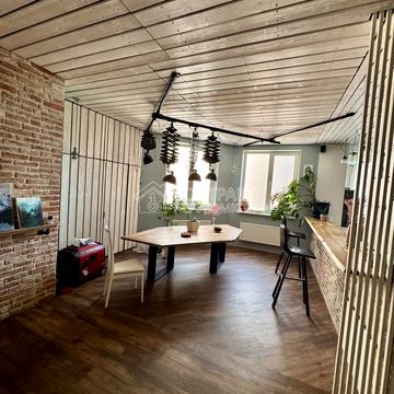 Науки просп. (Леніна), 77