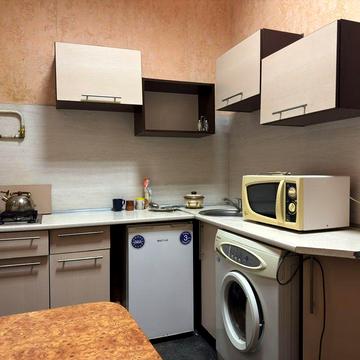 Метро Площа Українських героїв (Льва Толстого)Бессарабський ринока