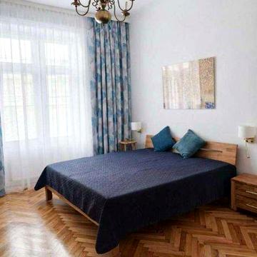 ПРОДАЄТЬСЯ 1-кім квартира по вул. Квітки-Основʼяненка