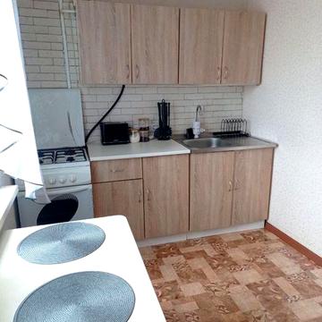 Проадм большую 2 х ком квартиру в кирпичной вставке Левобережный 3