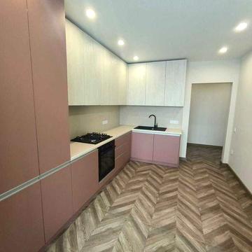 Здається 2 новобудова в ЖК "Кришталеве Озеро". Перша здача!