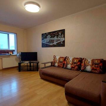 Оренда 3-х кім квартири пр. Червоної Калини, 14/13