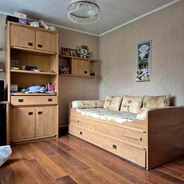 Продам дом на Слободке  участок 10 соток!