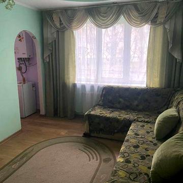 2-кімнатна квартира, вул. Сагайдачного з ремонтом і меблями