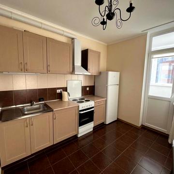 Любомира Гузара просп. (Космонавта Комарова), 46-Б