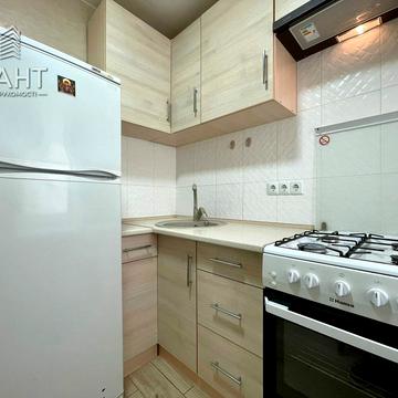 Нижньохолодногірська вул., 41