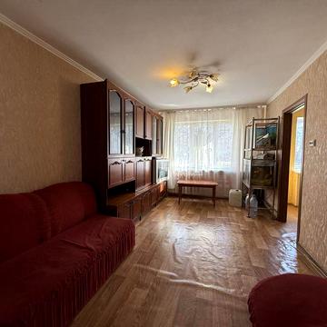 Трехкомнатная квартира на ЮТЗ.Авангардная.1/5.