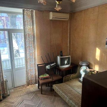 Дніпро Квартира 51 м.кв. Євгена Коновальця