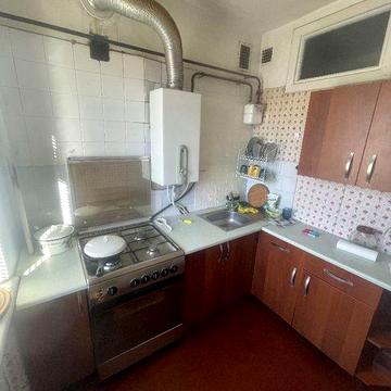 Вільна 2во кімнатна квартира Левка Лукьяненка